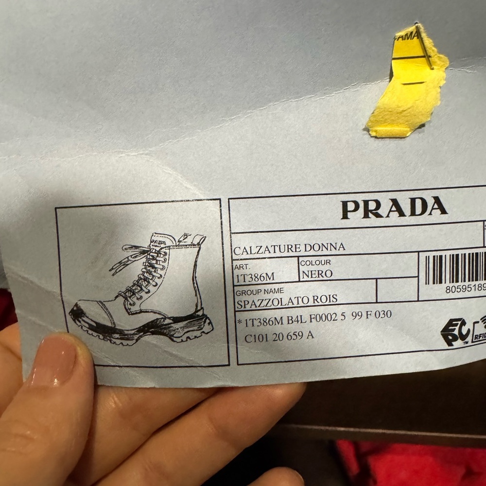 Prada women’s boots - Picture 8 of 8